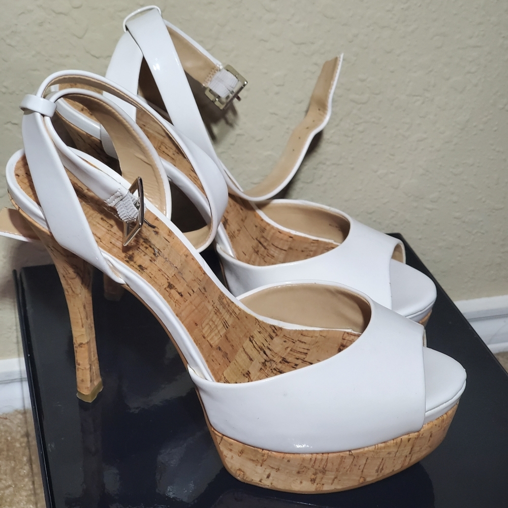 Jessica Simpson heels